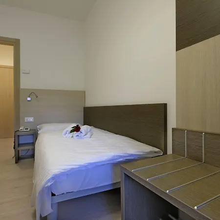 Otel Gelmini 2*